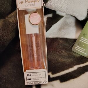 Marie Claire Lip Plumper In Soft Pink NIP